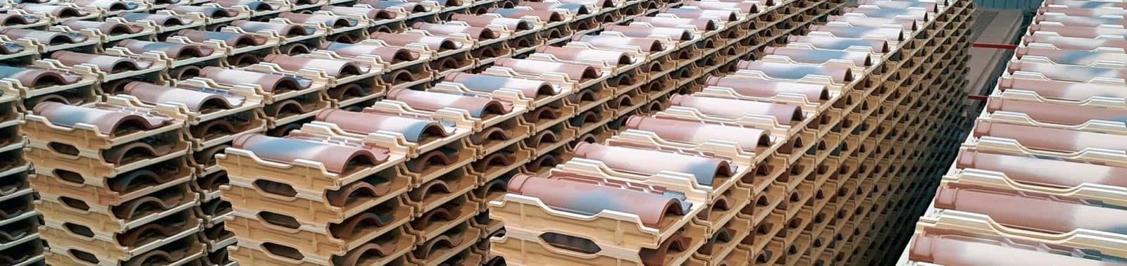 Tejas Borja clay roof tiles at the Valencia manufacturing facility