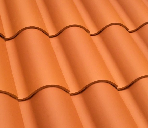 Verea Spanish-S terracotta clay roof tile close-up
